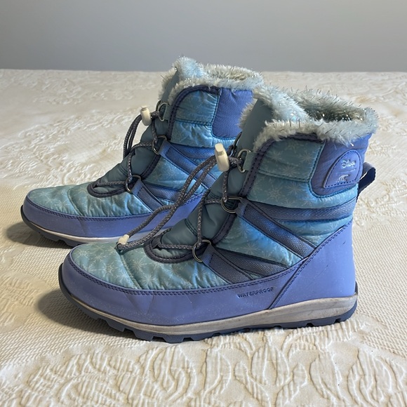 Sorel x Disney Elsa Frozen boots, waterproof, light blue/purple, silver, size 6 - Picture 4 of 10